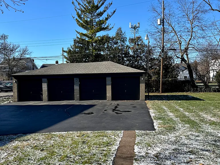 1415 Broadview Ave #B — Photo 10