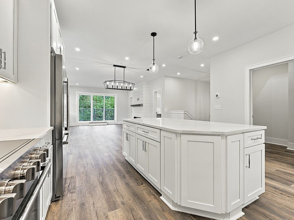 1st image of 1 Liberty St #B