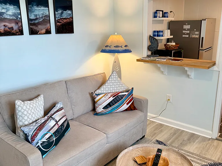 3401 Ocean Ave #9 — Photo 3