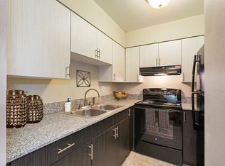 426 Valley Hi Cir #2B-1BA, Colorado Springs, CO 80910