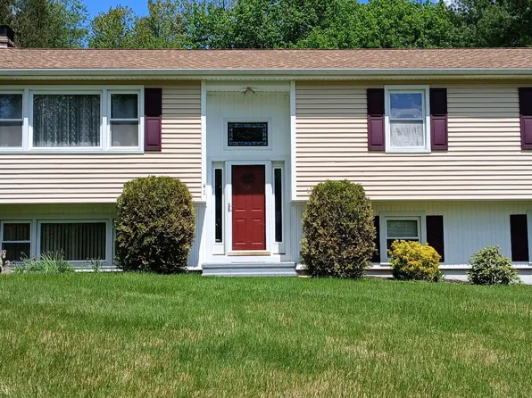 41 Camelot Drive, Monroe, CT 06468