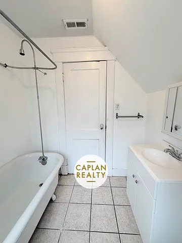 396 Ellsworth Ave #C — Photo 9