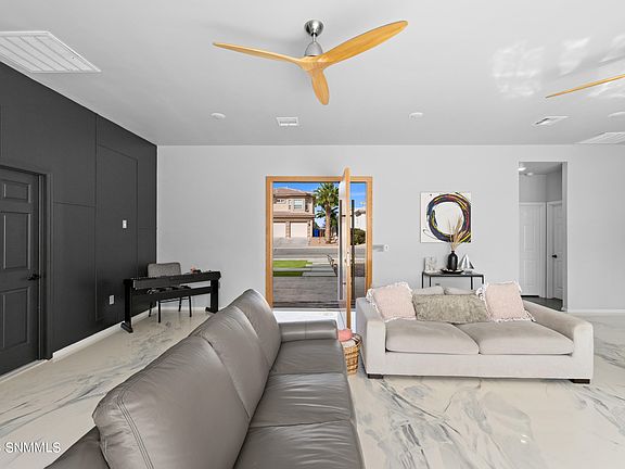 5th image of 506 Corona Del Campo Loop