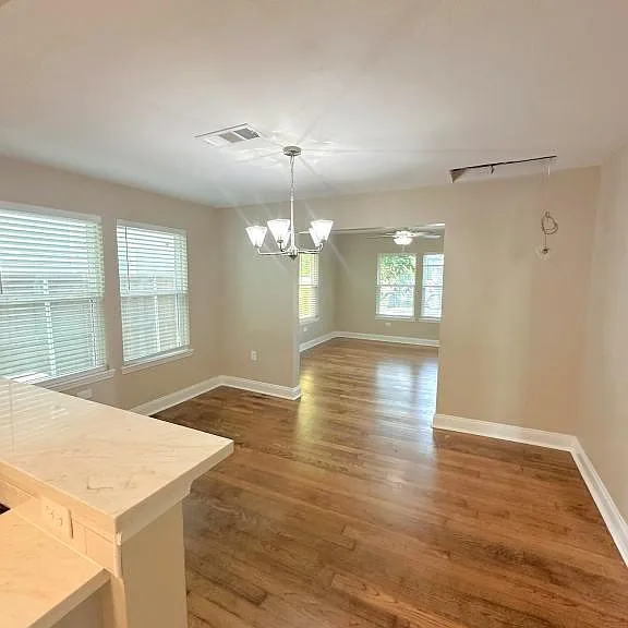 1209 Cordell St — Photo 6