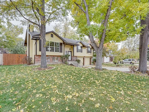 2nd image of 3242 Silverwood Dr