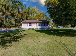 1421 Maple Rd, Joliet, IL 60432