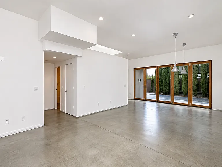 7339 Fay Ave — Photo 3