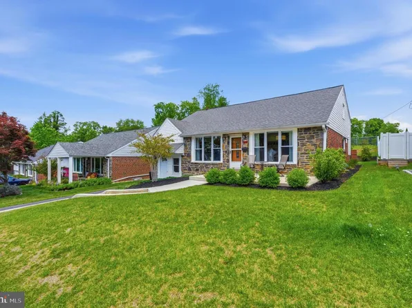 1435 Windsor Park Ln, Havertown, PA 19083