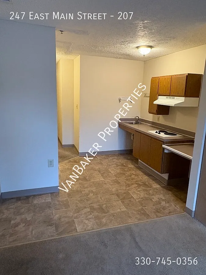 Studio, 600 sqft, $795 — Photo 2