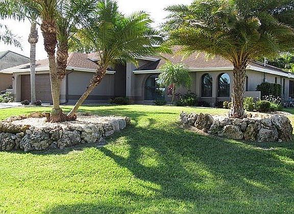 2nd image of 2840 SW 33rd St