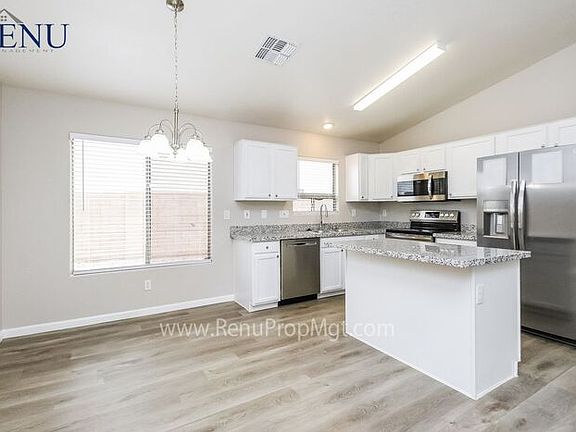 2nd image of 10923 W Cambridge Ave