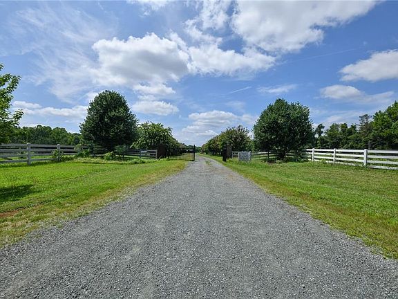 2nd image of 3421 Suits Rd