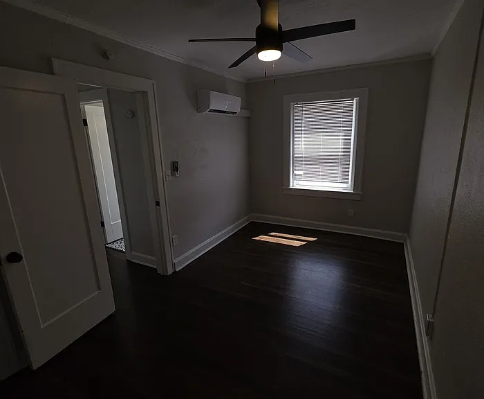 2733 Campbell St #104 — Photo 11