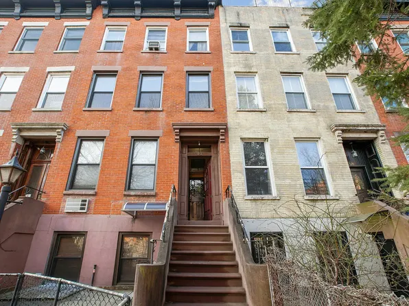 122 3rd Pl, Brooklyn, NY 11231