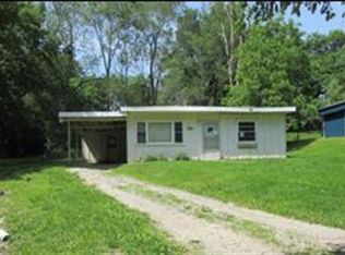 5634 Roswell Ave, Kansas City, KS 66104