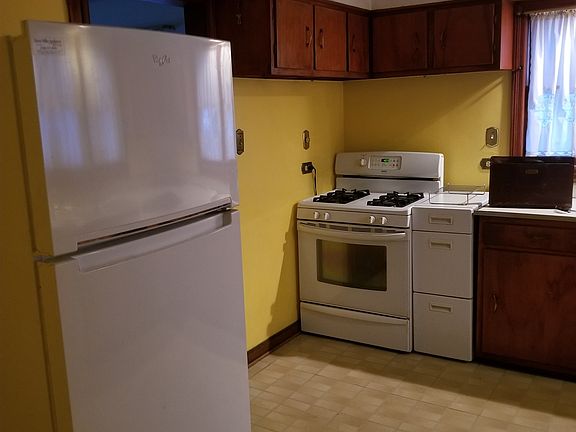 5th image of 14831 S Seeley Ave