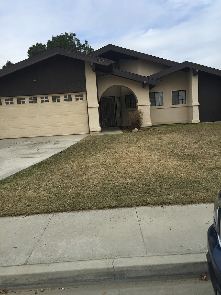 3620 Seligman Dr photo 1