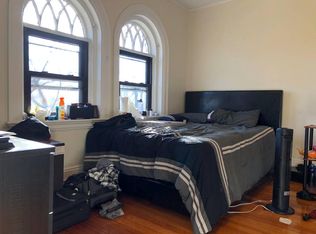 545 Newbury St, Boston, MA 02215