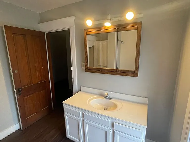 727 South St — Photo 10
