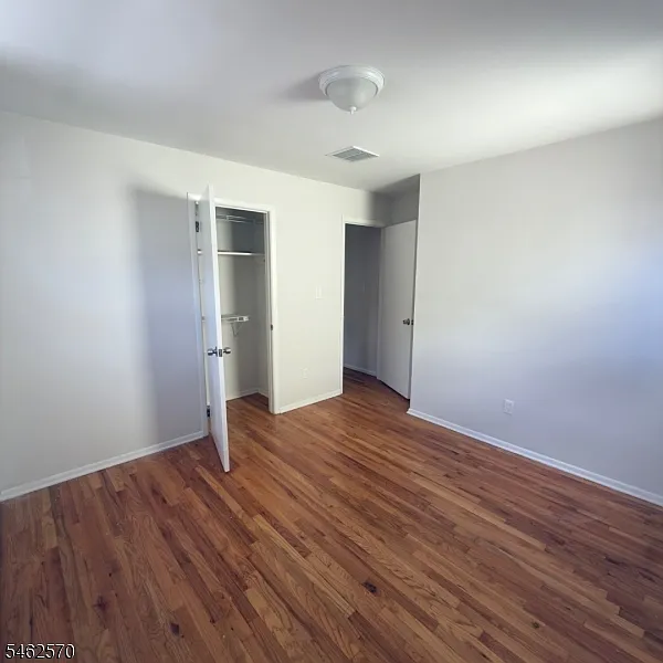4 bed, 2.5 bath, $3,900 — Photo 3