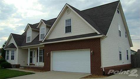 ONLY 20 MINUTES FROM HAMBURG!