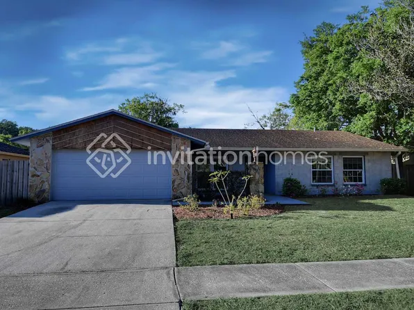 523 Sandy Creek Dr, Brandon, FL 33511