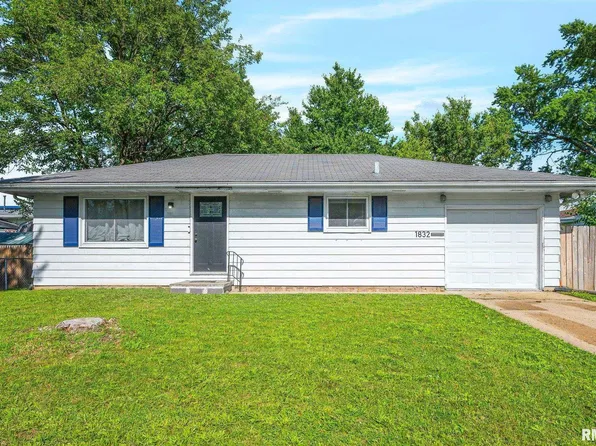 1832 N Stever Ave, Peoria, IL 61604
