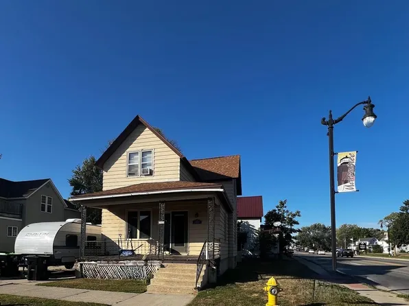 1000 18th Ave, Menominee, MI 49858