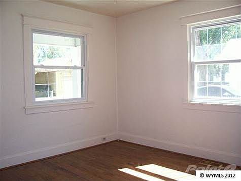 3rd image of 417 Tisdel St