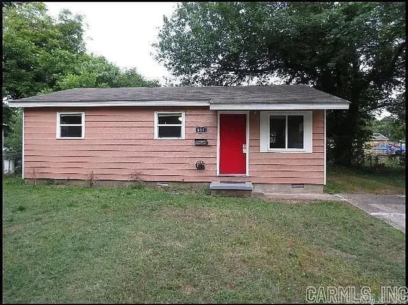 912 Greenlea Dr, North Little Rock, AR 72117