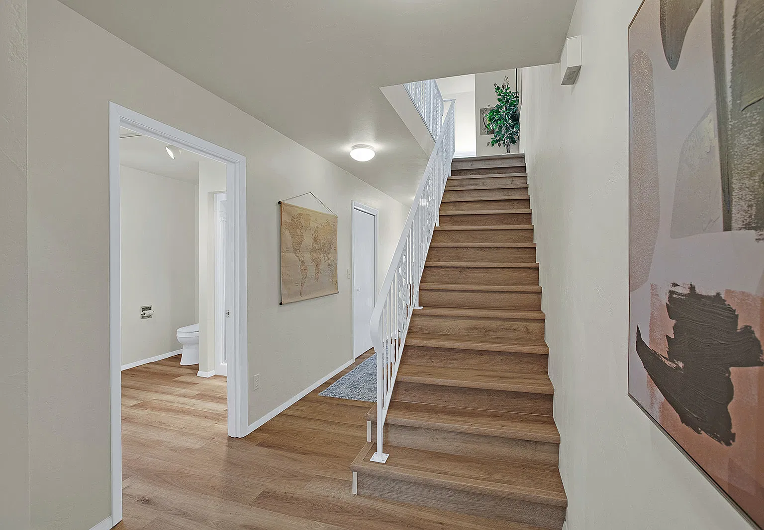 3 bed, 1600 sqft, $1,950 — Photo 4