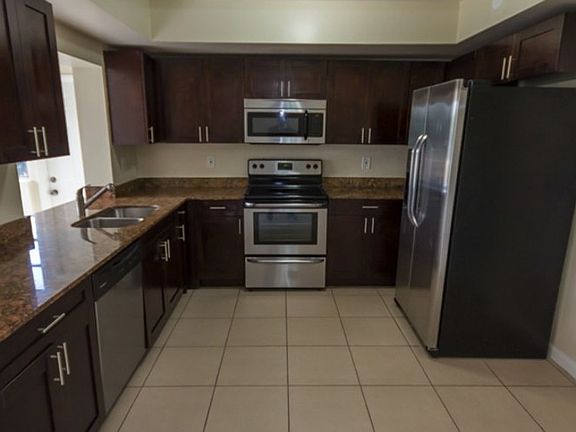 5th image of 3891 NW 78th Ter