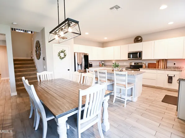 17867 W JESSIE Lane, Surprise, AZ 85387