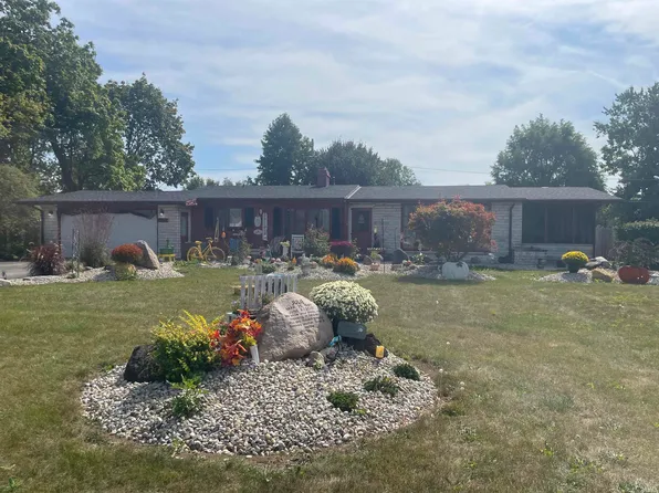 9707 Muncie St, Selma, IN 47383