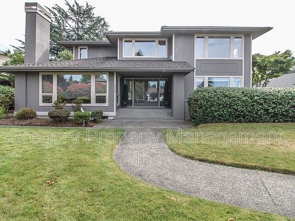 2nd image of 9625 NE 27th St