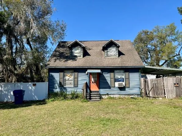 37515 Beauchamp Ave, Dade City, FL 33523
