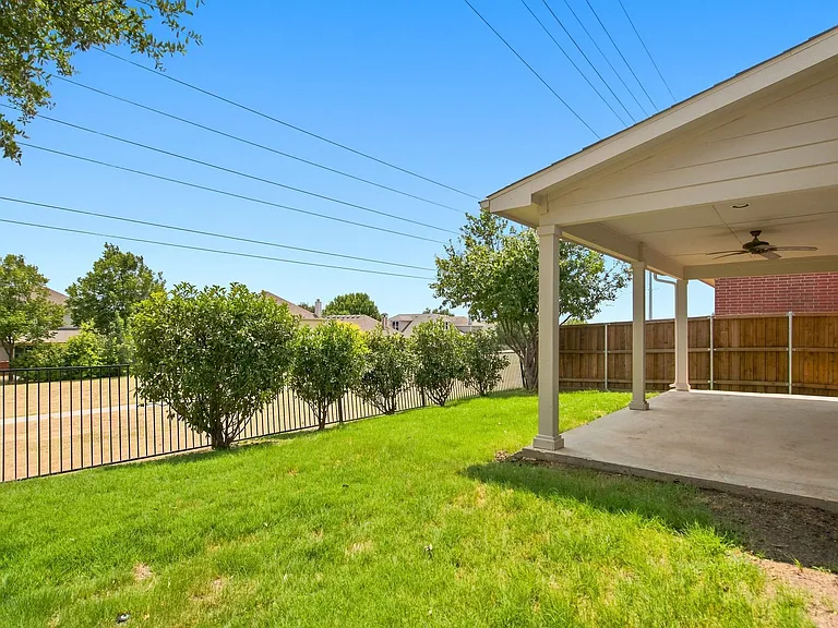 15636 Gatehouse Dr — Photo 27