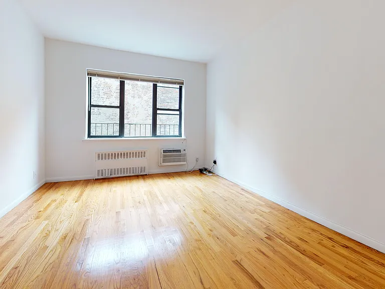 354 E 83rd St #3J — Photo 1