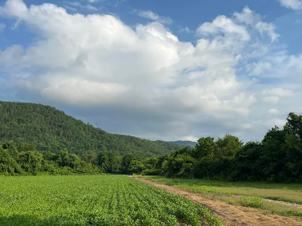 2720 Forteen E 25/70 Hwy #Del, Del Rio, TN 37727