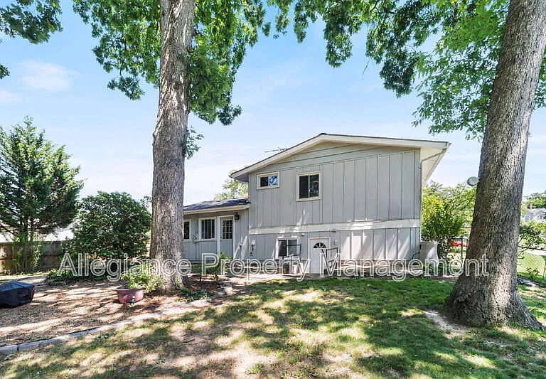 6610 Bowie Dr — Photo 34