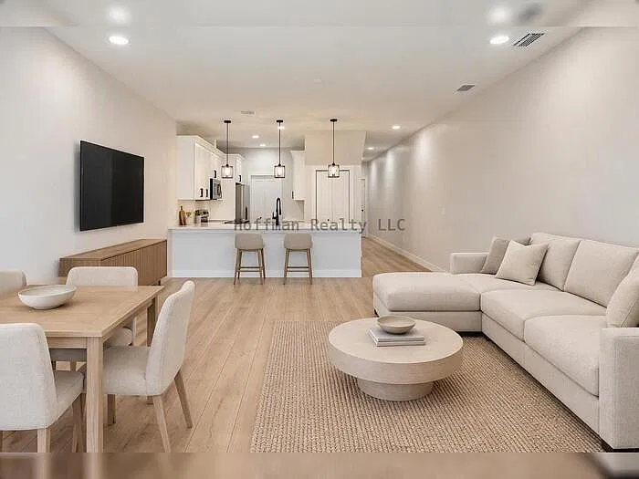 3 bed, 2.5 bath, 2229 sqft, $4,200 — Photo 4