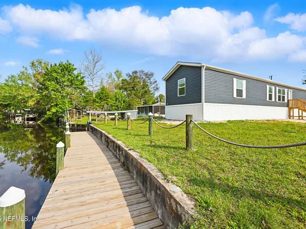 285 TARPON Boulevard, Palatka, FL 32177