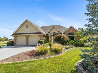 1815 Bent Tree Ct, Auburn, IN 46706