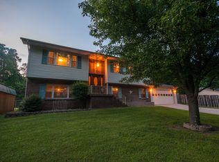 2916 Porter Dr, Ashland, KY 41102