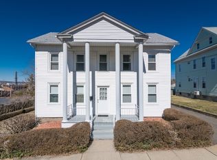 11 Pearl St, Chicopee, MA 01013