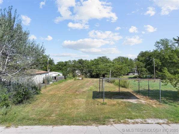 976 5th St, Wilson, OK 73463