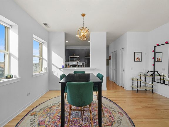 5th image of 1270 S Blue Island Ave Unit 301