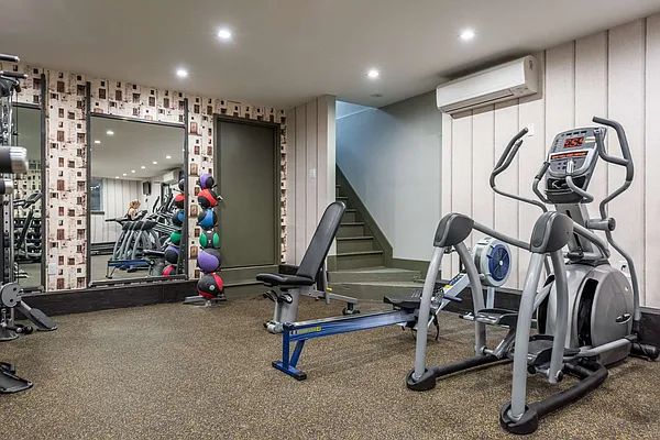 Rented by Nooklyn NYC LLC | media 55