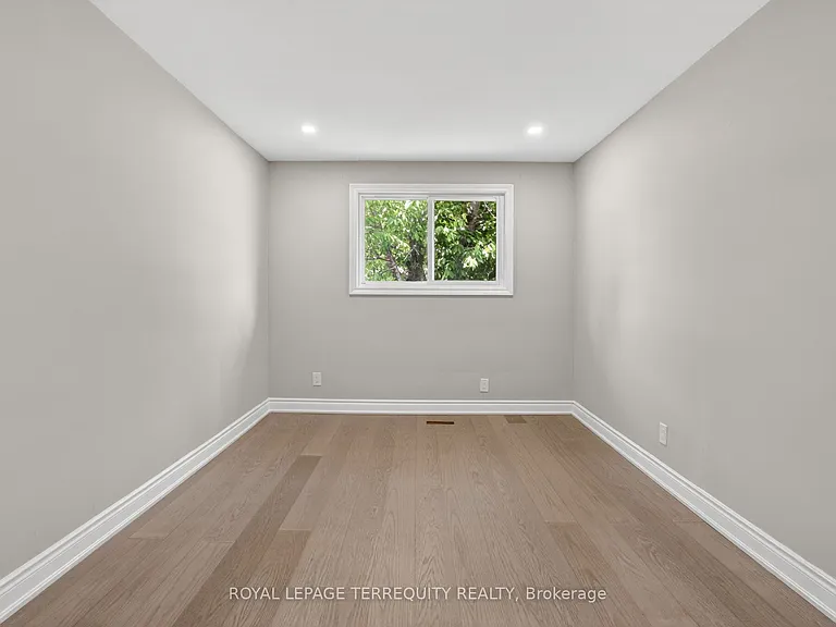 1173 Shadeland Dr — Photo 50