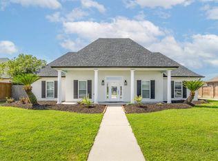 332 Tulip Dr, Houma, LA 70360